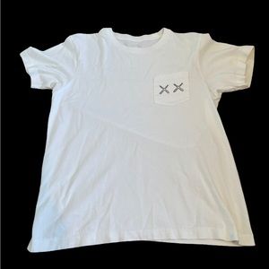 UNIQLO X KAWS TEE
